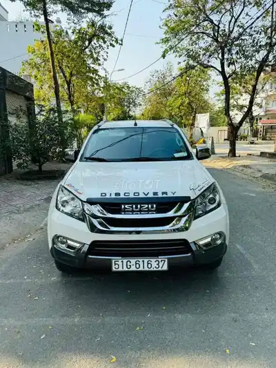 Isuzu MU-X 2017 3.0AT 2WD Белый
