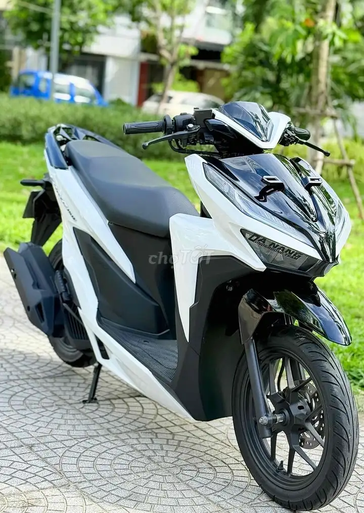 Honda Vario 125 2020 Белый черный
