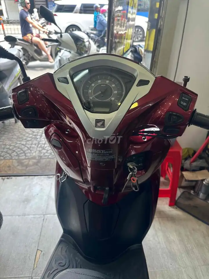 Honda Lead 2019 красный