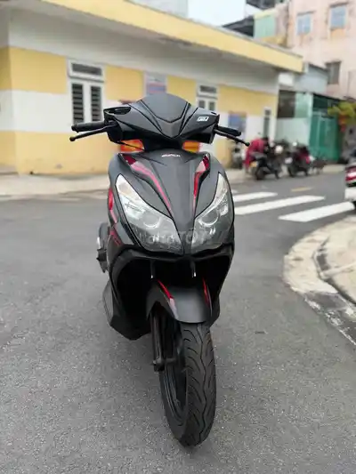 Воздушный клинок Honda 2013 черный