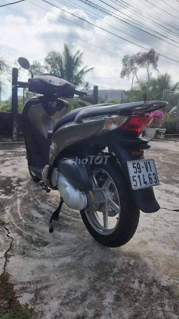 Honda SH 150i 3-кубовая 2012 в отличном состоянии