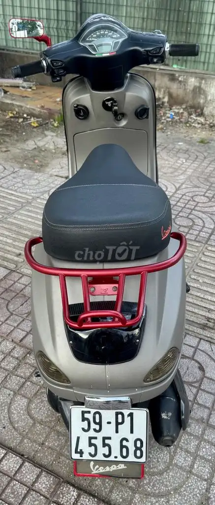 Piaggio Vespa LX 125 ie 2012 Xám