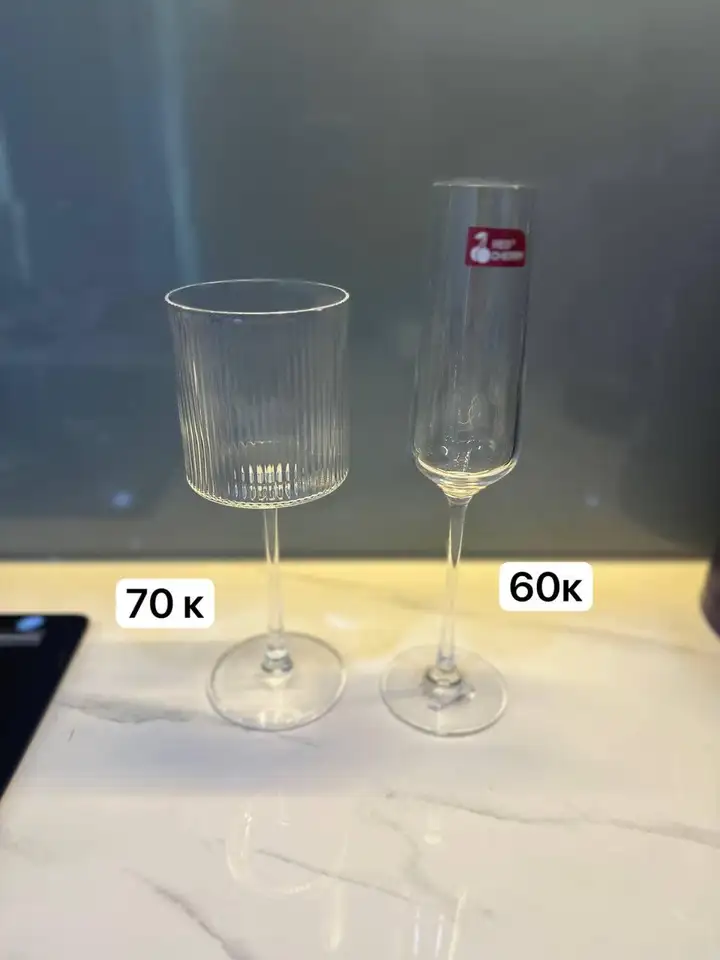 Бокалы для коктейлей, шампанского и красного вина