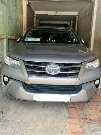 Toyota Fortuner 2020 Серый