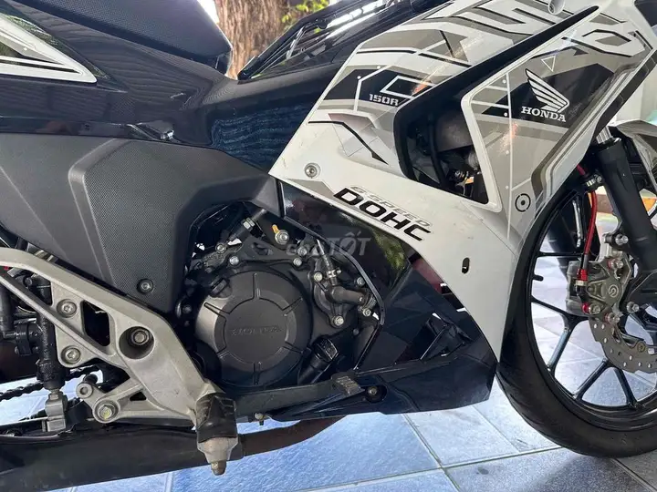 Honda Winner X V3 2022 бело-черный мех. коробка