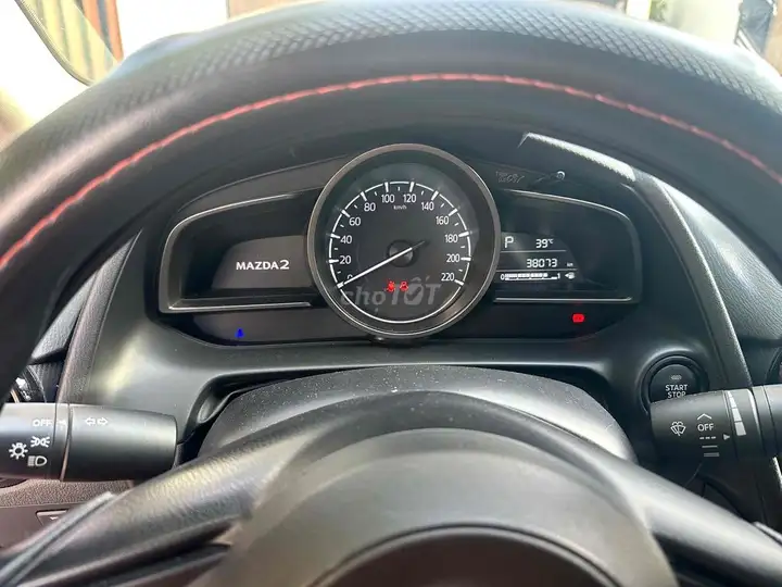 Mazda 2 AT 2022 Красный - Автомат