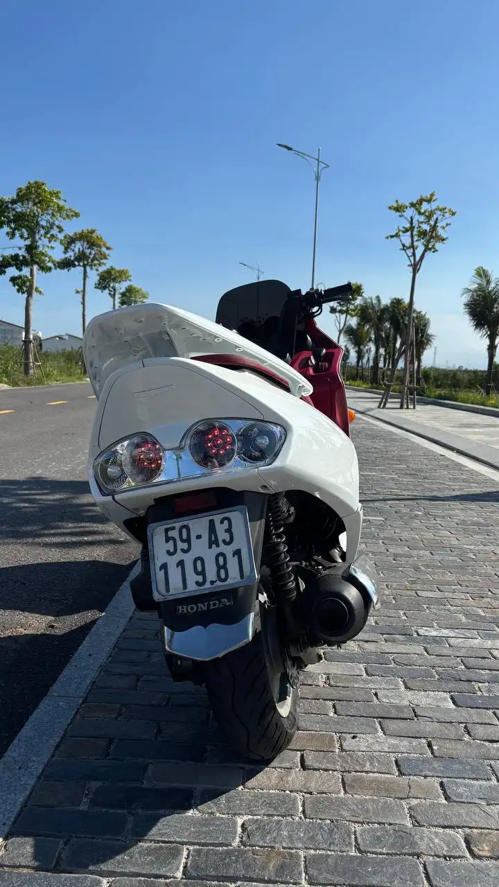 Honda Forza 250