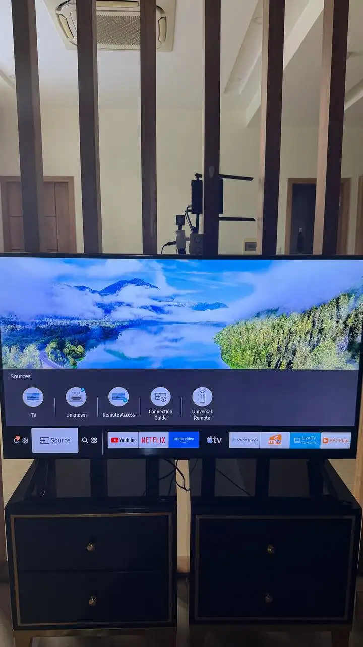Телевизор Samsung 50" UA50RU7200KXXV