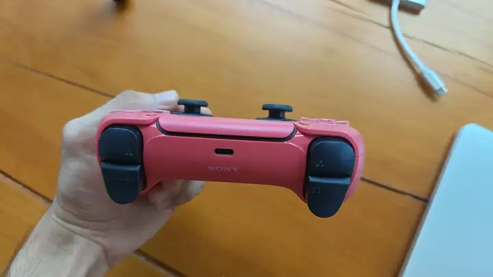 DualSense для PS5 — розовый