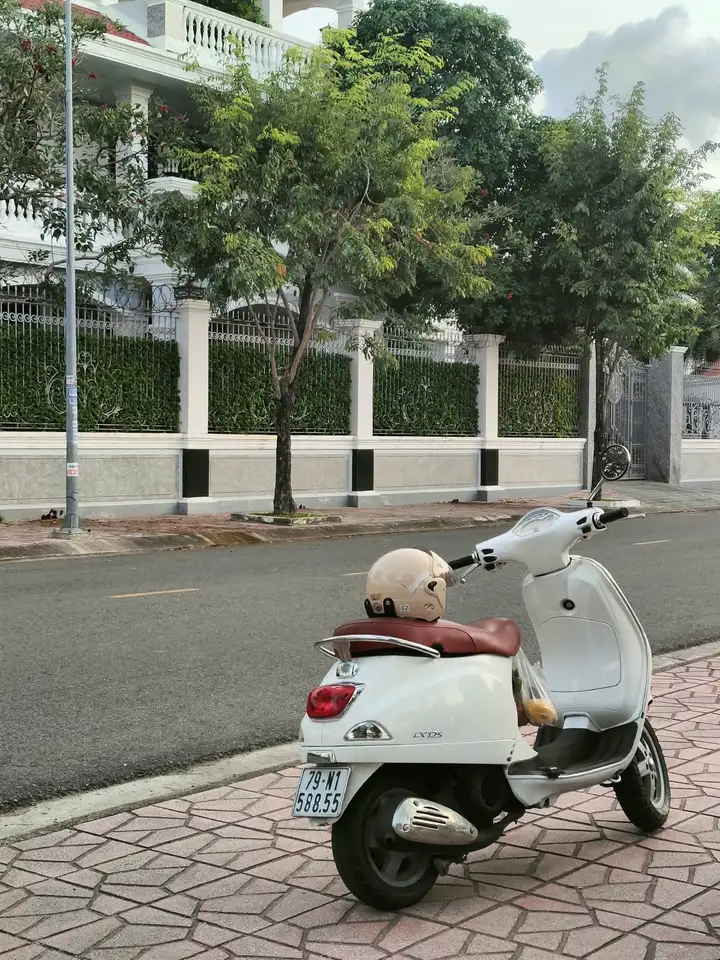 Vespa LX 125