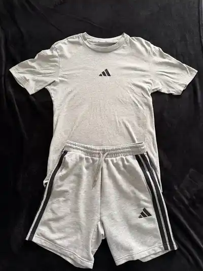 Спортивный костюм Adidas