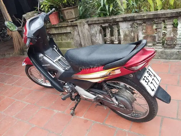 Honda Wave Alpha 2024 красный