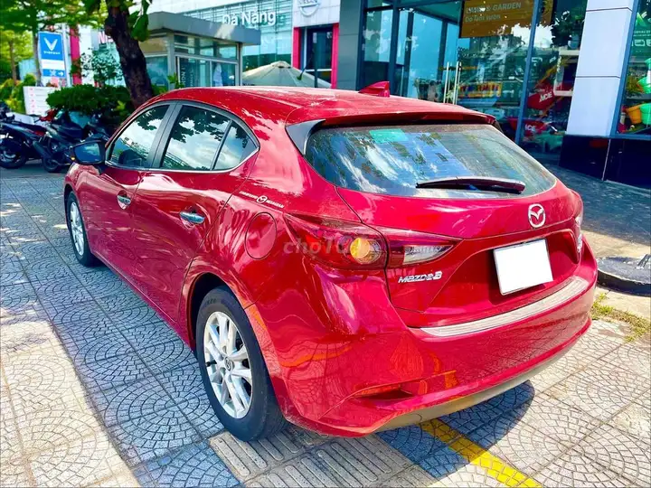 Mazda Mazda 3 1.5 AT Sport 2019 Красный 70000 км
