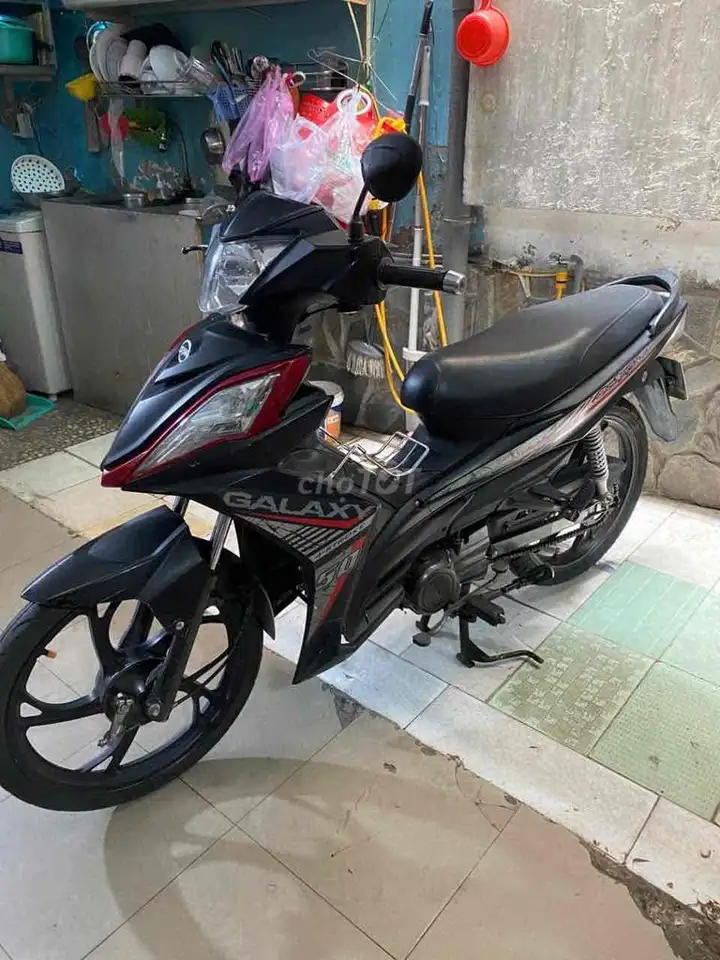 SYM Galaxy 50cc черно-красный