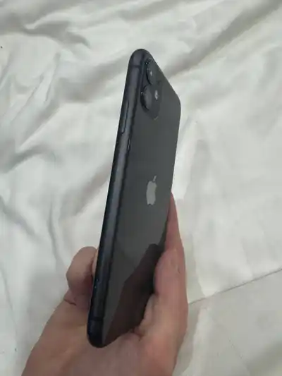 iPhone 11