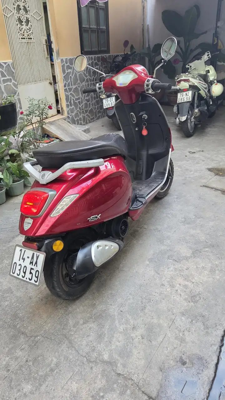 DK Roma SX 50cc скутер