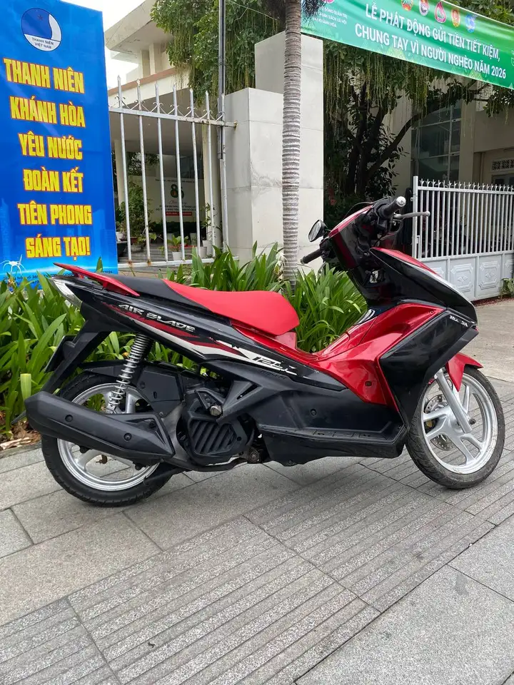 Honda Air Blade 125 куб. 2013