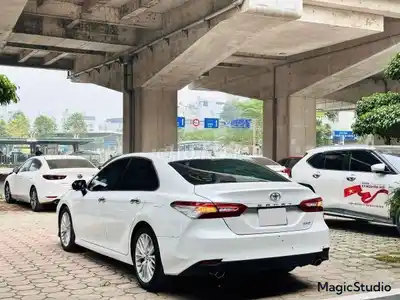 Toyota Camry 2.5Q 2021