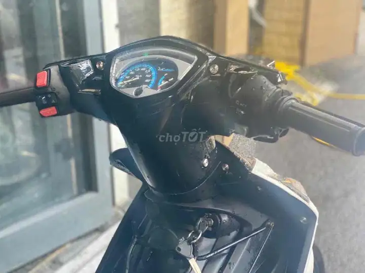 Yamaha Exciter 135 2014 белый черный, ручное сцепление