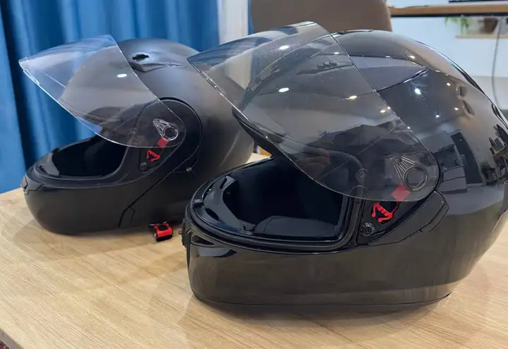Два шлема