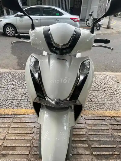 Honda SH 125 2025 Белый 5000 км