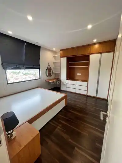 Квартира 78 м² в ЖК EcoCity Viet Hung, 2 спальни, с мебелью, вид на Vinhomes