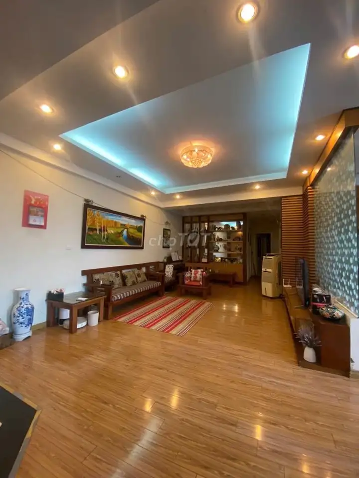 Квартира 140 м², 3 спальни, 20 этаж, ЖК 137 Нгуен Нгок Ву