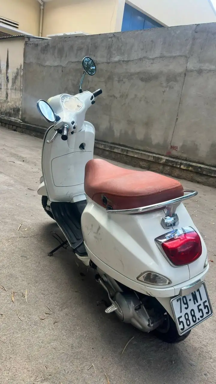 Vespa LX 125