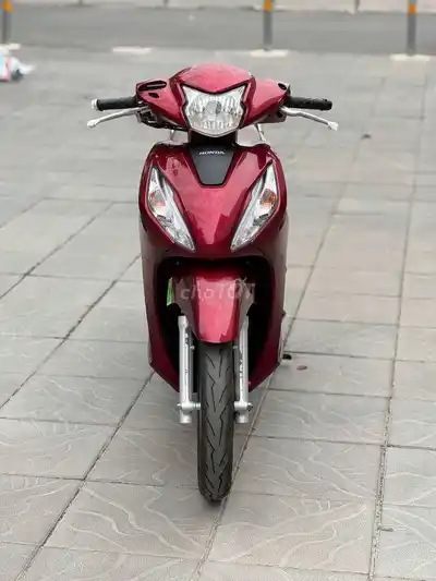 Honda Vision 2025 Премиум, красный, ханойские номера