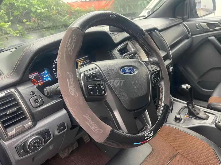 Ford Ranger Wildtrak 3.2 Серый 2016 128200 км