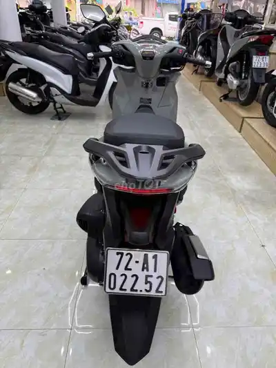 Honda SH 350i 2023 серый цемент Таиланд