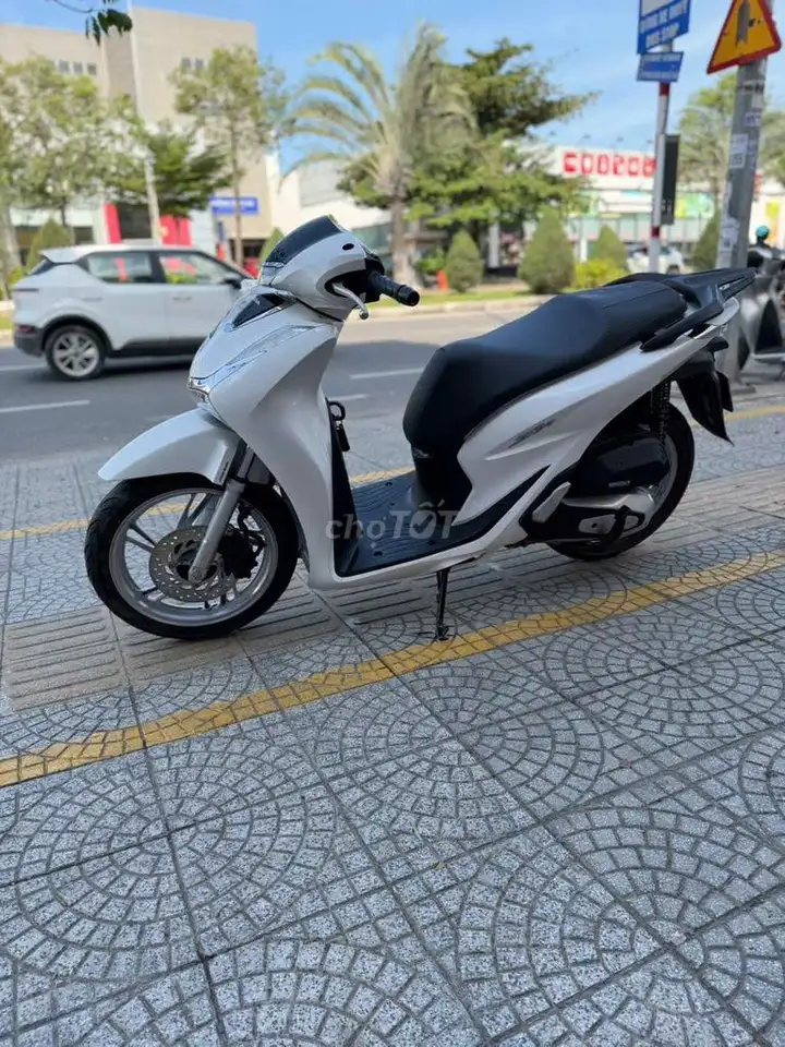 Honda SH 2020 Белый, в рассрочку без первого взноса