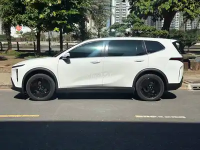 ГОРЯЧЕЕ ПРЕДЛОЖЕНИЕ VINFAST MPV7 - БЕСПЛАТНАЯ ЗАРЯДКА 10 РАЗ/МЕСЯЦ