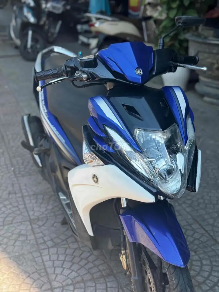 Yamaha Nouvo 5 FI бело-синий