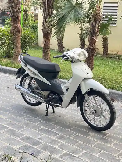 Honda Wave белый, полуавтомат