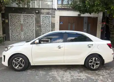 Kia SOLUTO 2023 1.4MT, один владелец, семейный автомобиль
