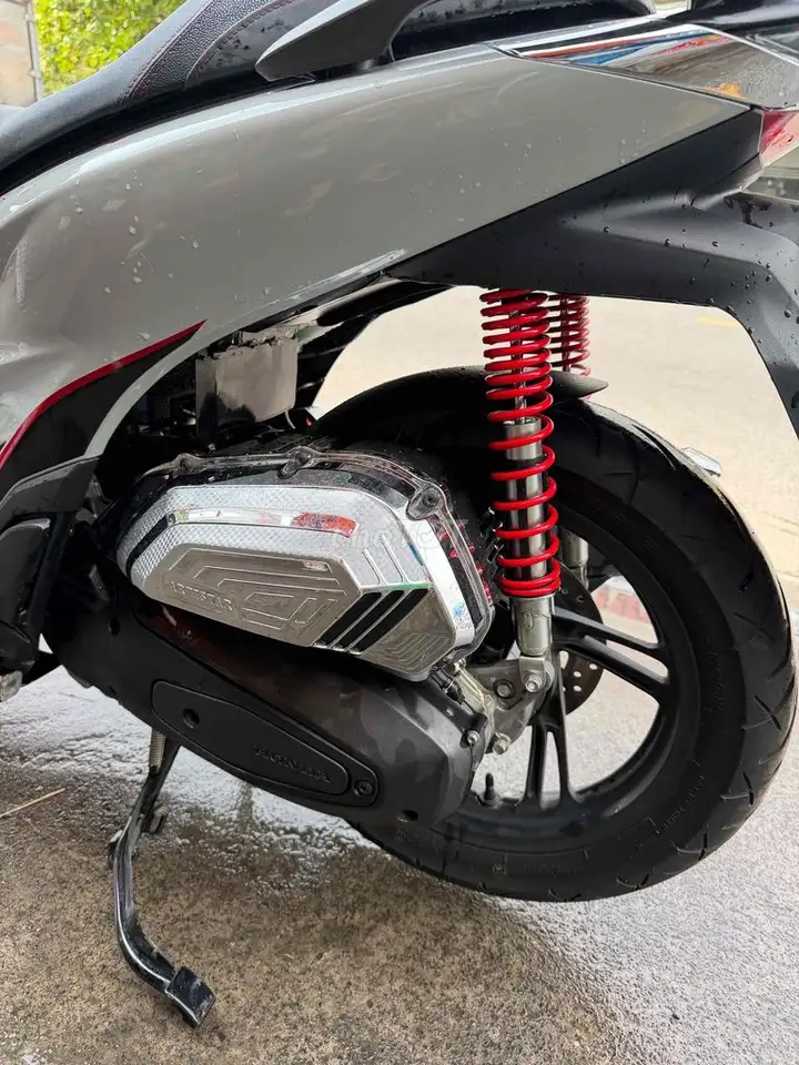 Honda SH 160 2025 серый 7000 км