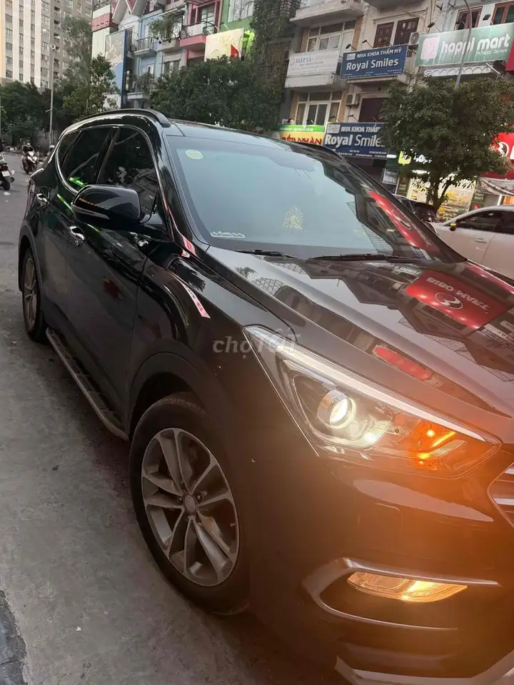 Hyundai Santa Fe 2017 4WD 2.4L 94000 км Черный