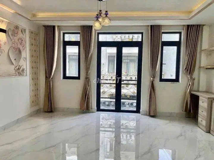 Аренда дома, 86A Ngo Quyen, P. 14, Q. 10