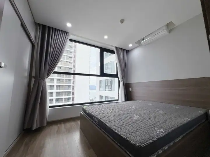 Квартира в центре, комплекс HUD, 90 м²