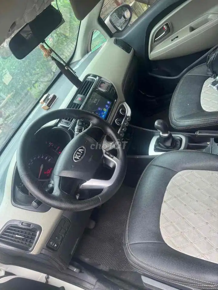 Kia Rio 2014, белый