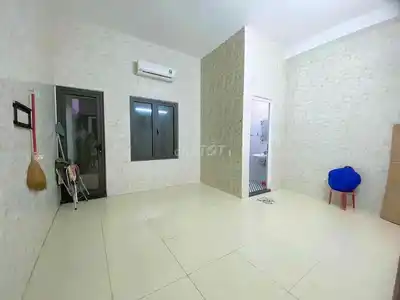 Двухэтажный дом на улице Ву Динь Лонг, Сон Тра