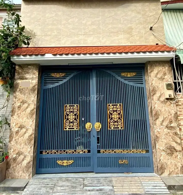 Дом 3 этажа, 3 спальни, улица для авто, QL13, Hiep Binh Phuoc, Thu Duc