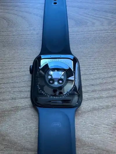 Apple Watch Series 7, 45 мм