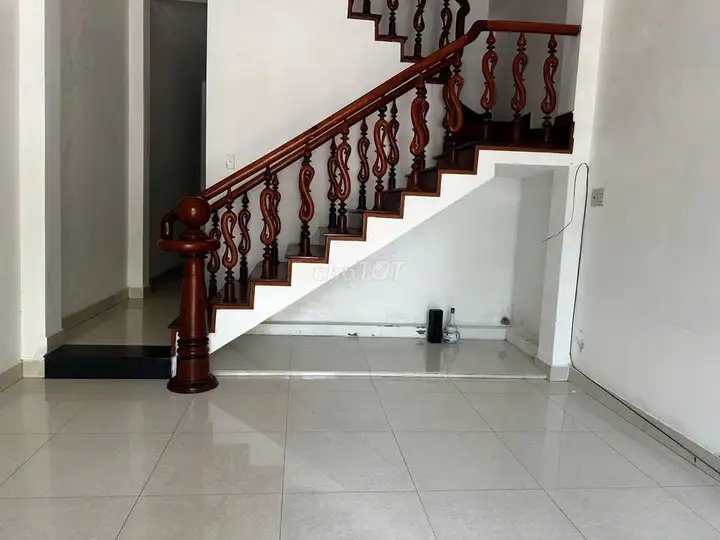 Сдается дом целиком, 2 этажа, 2 спальни, с мебелью
