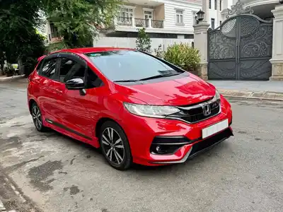 Honda Jazz 2018 RS 1.5 AT пробег 67.000 км