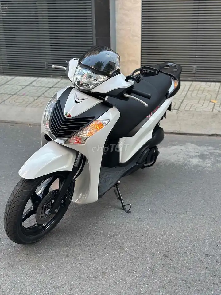 Honda SH 150cc 2015 Smartkey, полный итальянский обвес