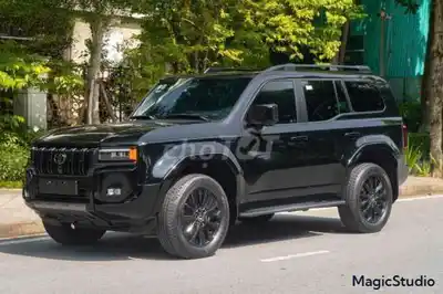 Toyota Prado LC250 2.4L 2025 - 3 379 000 000 донгов