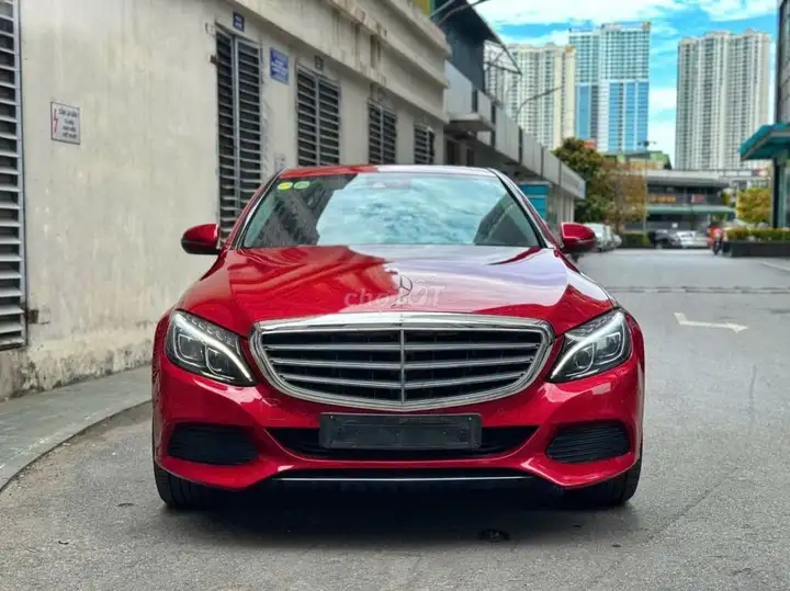 Mercedes Benz C250 Exclusive 2016 Красный