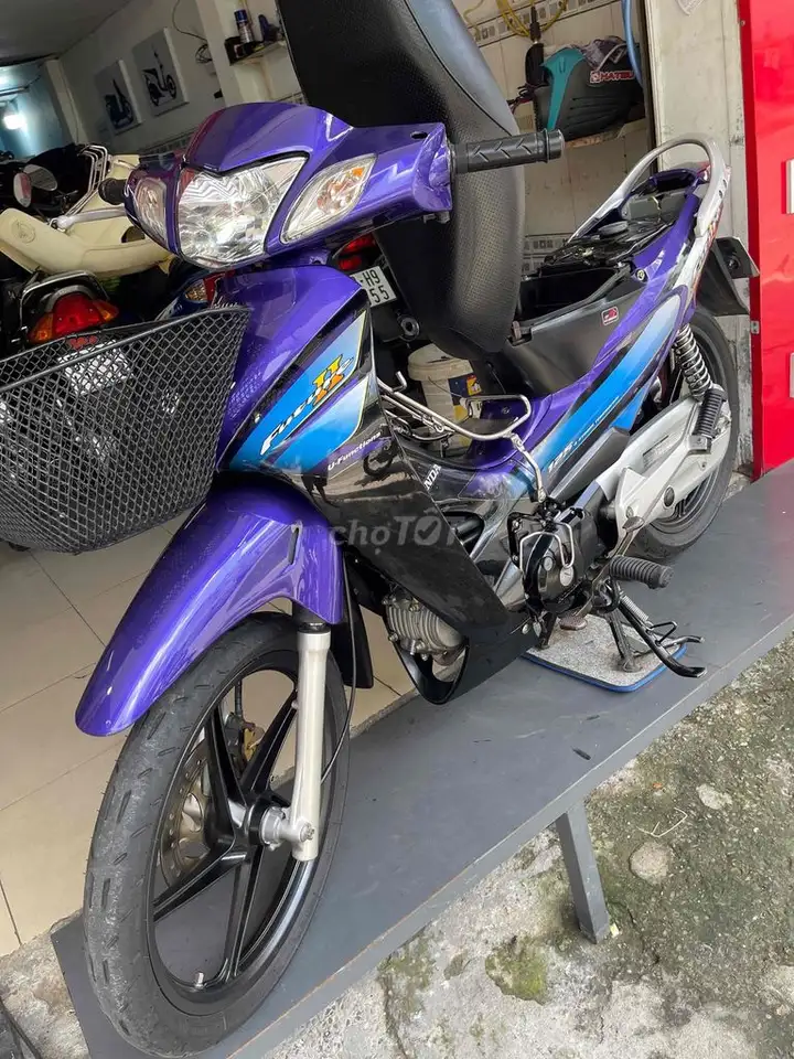Honda Future 2005 Фиолетовый, родной мотор (В подарок госномер)